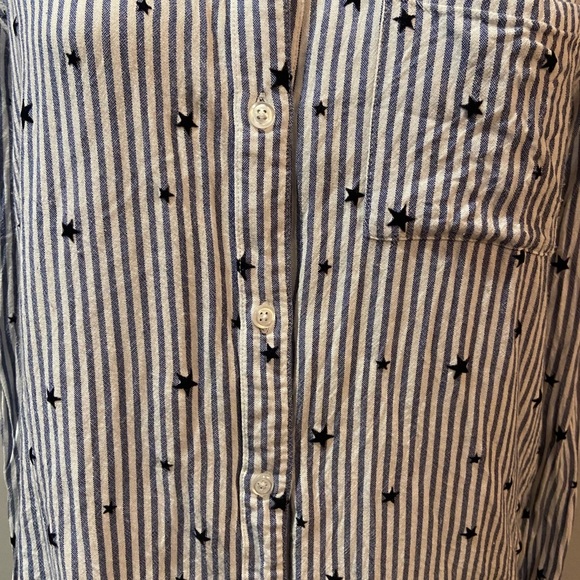 Rails Taylor Button Down ⭐️ - Picture 3 of 7
